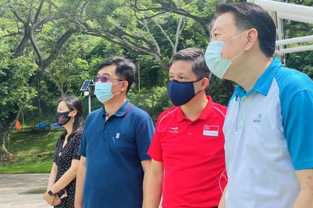 新加坡教育部新部长上任第一天就前来参观的院校！自制抗疫MV！部长赞不绝口！